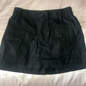 nwt pretty little thing asymmetrical cargo skirt